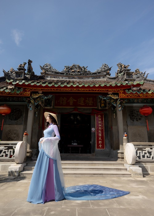 Theo lịch trình, Đoàn Hồng Trang sẽ lên đường tới Indonesia để tham dự cuộc thi vào ngày 31/5.