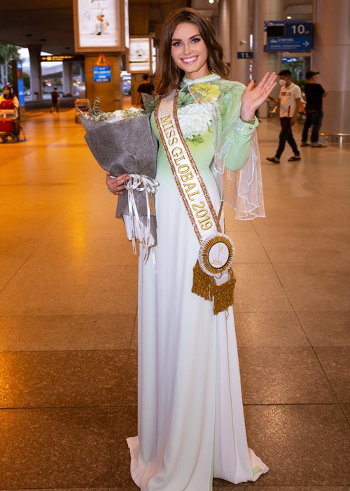 Miss Global International 2019 sẽ tham dự một tuần lễ thời trang tại TP HCM.