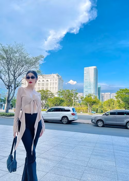 Khổng Tú Quỳnh không lên tiếng về thông tin có bạn trai mới.