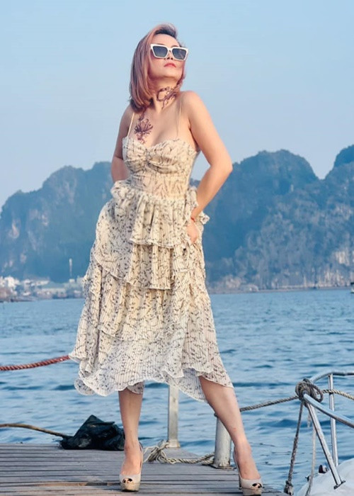 "Tôi muốn hòa chứ không muốn gây thù chuốc oán. Và tôi tin cả hai chúng tôi đã nhận ra sai lầm của mình", Hoàng Yến chia sẻ trên Tiền Phong.