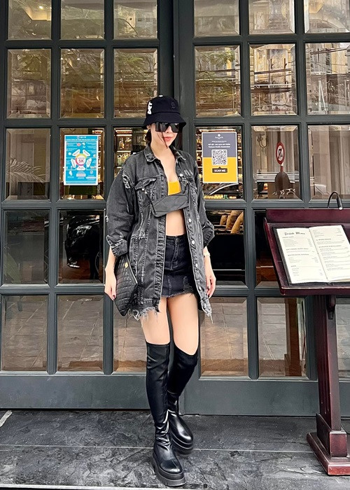 Quế Vân thừa nhận cô không may mắn trong chuyện tình cảm nhưng được bù đắp bởi những đứa con ngoan ngoãn.