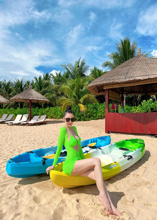 Mới đây, trên trang cá nhân, Quế Vân đăng tải một số hình ảnh diện bikini thu hút sự chú ý của nhiều cư dân mạng.