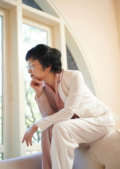 Theo Thảo Vân, ngày là sinh viên, cô được nhạc sĩ Trương Ngọc Ninh bảo gia nhập ban nhạc Hoa Sữa. Ảnh: FBNV