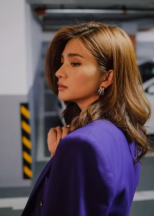 Trước khi vướng vào lùm xùm tình ái, Kim Tuyến vừa ly hôn. Ảnh: FBNV