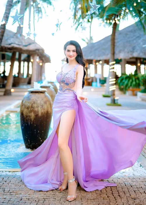 Năm 2020, Phan Thị Mơ cho biết cô đã chia tay bạn trai doanh nhân.