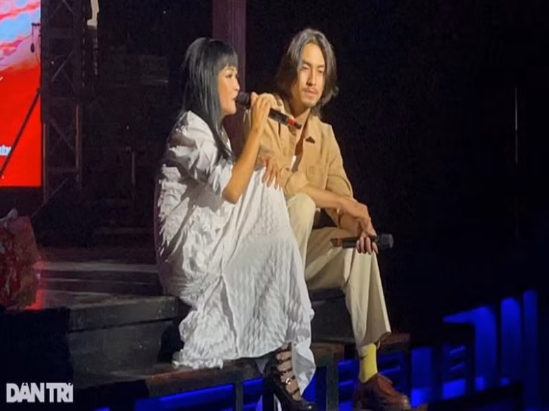 Phương Thanh nói thêm: "Việc có thành cơm hay thành gạo gì thì để một thời gian nữa mới biết được". Ảnh: Dân Trí