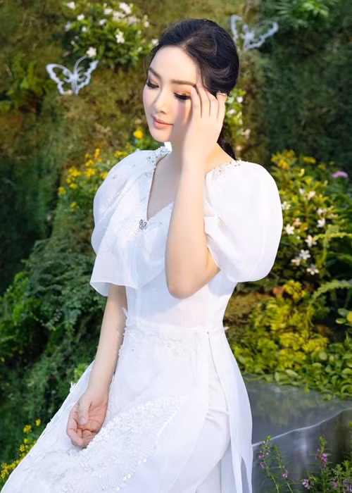 Nhiều người cho rằng Giáng My muốn tránh những bình luận tiêu cực, kém duyên từ phía cộng đồng mạng.