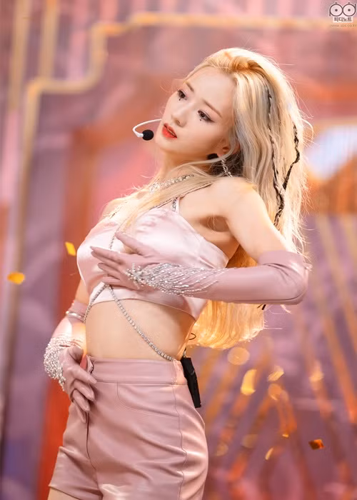 Sở hữu vóc dáng vạn người mê là một trong những lợi thế của Bomi. Ảnh: SBS