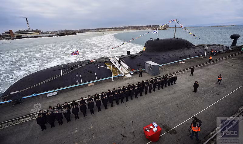 Hôm 19/3, Hạm đội Thái Bình Dương đã tiếp nhận tàu ngầm hạt nhân K-419 Kuzbass sau quá trình sửa chữa, đại tu lớn ở nhà máy Zvezda tại vùng Primorye, Viễn Đông. Nguồn ảnh: TASS