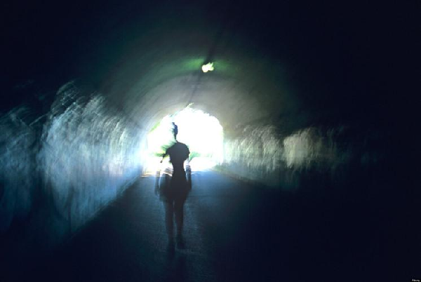 Trong lịch sử cũng từng ghi nhận nhiều trường hợp hồi quang phản chiếu dù thật sự vẫn còn rất mơ hồ - về cả cơ sở lẫn khả năng chứng minh, lý giải.