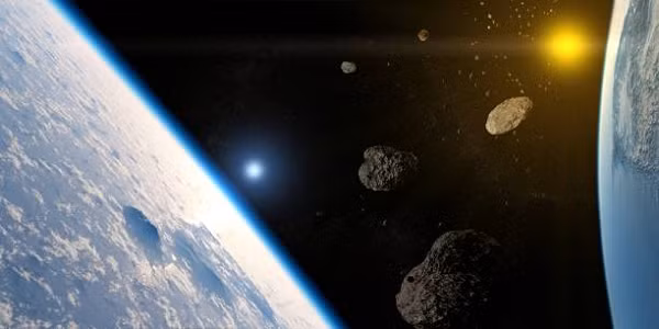 Kích thước của nó lớn bằng khoảng 1,3 lần so với Trái Đất - nơi mà chúng ta đang sống. Kích thước nhỏ làm cho các nhà thiên văn học ví nó giống với một hòn đá - hành tinh ở trên mặt đất giống với Trái đất của chúng ta hiện nay.