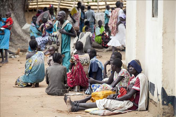 Tổ chức Nông lương Liên Hợp Quốc (FAO) và Quỹ Nhi đồng Liên Hợp Quốc (UNICEF) đều cho biết mức độ nghèo đói cao tiếp tục khiến 1,8 tỷ người trên thế giới không có chế độ ăn uống lành mạnh, trong khi đã có hơn 1 tỷ người không được tiếp cận với thực phẩm đầy đủ chỉ năm 2020.