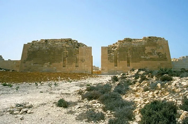 Các nhà nghiên cứu đang lên kế hoạch để phân tích chính xác những phụ liệu bí ẩn trong giếng cổ đó, với hy vọng tái hiện được hoàn hảo kỹ thuật ướp xác cổ xưa nổi tiếng.