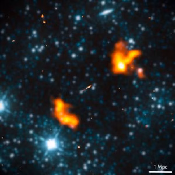 Kính viễn vọng LOFAR vừa ghi lại được hình ảnh thiên hà vô tuyến lớn nhất từ trước đến nay được đặt tên là Alcyoneus - theo tên người khổng lồ vĩ đại nhất trong số các người khổng lồ Gigantes trong thần thoại Hy Lạp.