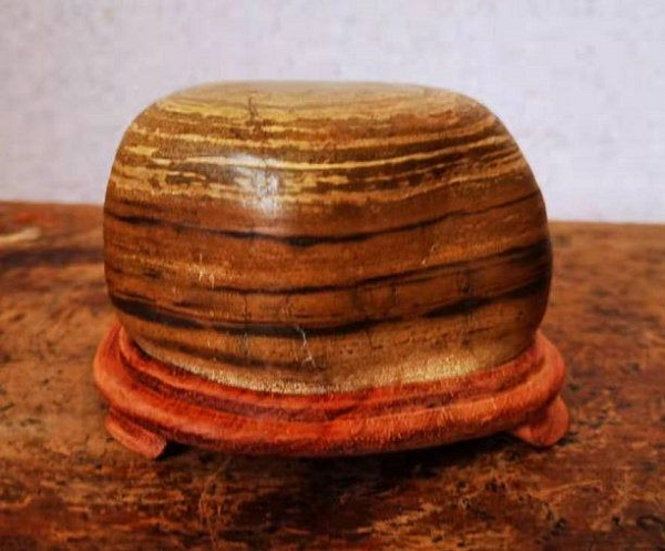 Do đá Mã An ngày càng khan hiếm, nên hòn đá tương tự như của lão nông tìm thấy, giá thành tối thiểu cũng phải là 10.000.000 NDT (35 tỷ VND).