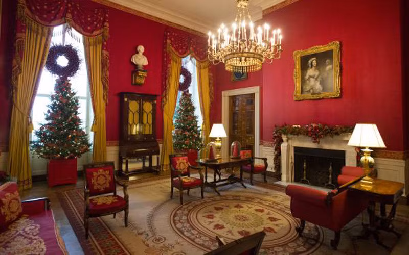 Phòng Đỏ với cây thông xanh rất hợp với không khí Giáng sinh. (ảnh: UPI).