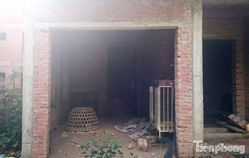 KĐT Cầu Bươu (Thanh Trì, Hà Nội) đang trong tình trạng bỏ hoang từ lâu.