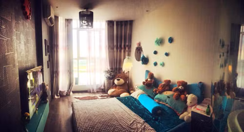 Võ Hoàng Yến là siêu mẫu lạnh lùng trên sàn diễn. Tuy nhiên, căn hộ của cô ngoài đời lại khá dễ thương và gần gũi.