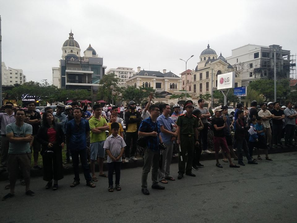 Được biết, quán 5iver Beer Club là một bar bia khá nổi tiếng ở Hải Phòng. Quán đã hoạt động được khoảng 2 năm. Từ ngày 28/3, quán này tạm dừng để nâng cấp, sửa chữa.