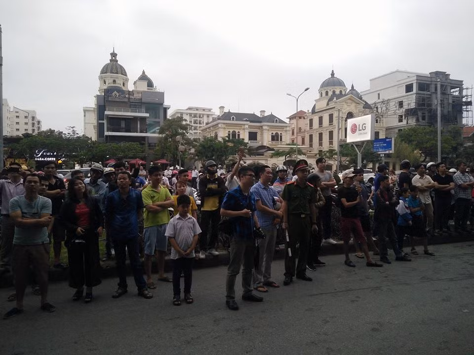 Được biết, quán 5iver Beer Club là một bar bia khá nổi tiếng ở Hải Phòng. Quán đã hoạt động được khoảng 2 năm. Từ ngày 28/3, quán này tạm dừng để nâng cấp, sửa chữa.