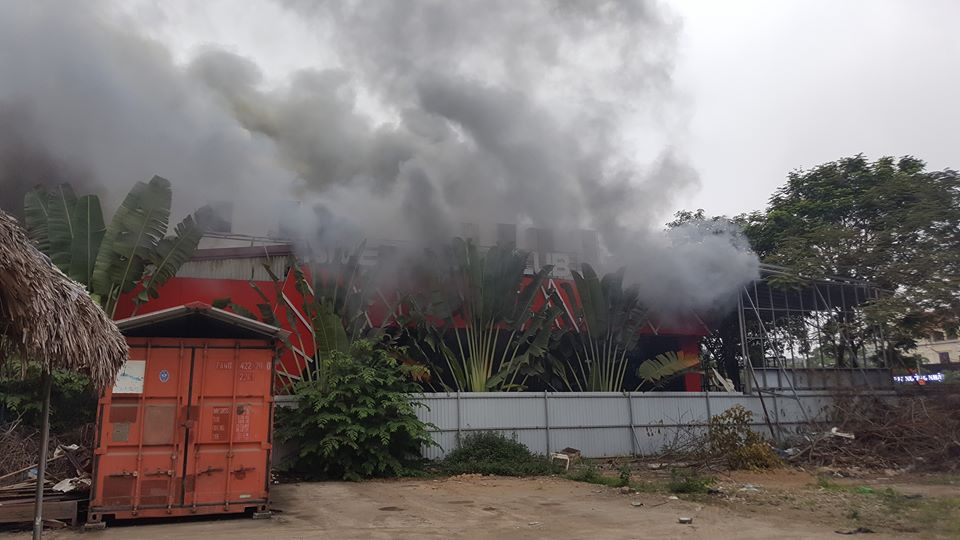 Vào hồi 17h13, ngày 13/4/2018, Phòng Cảnh sát Phòng cháy và Chữa cháy số 3 - Cảnh sát Phòng cháy và Chữa cháy thành phố nhận được thông tin của Trung tâm thông tin chỉ huy cho biết cháy xảy ra tại Nhà hàng Sive beer Club, Lô 22A đường Lê Hồng Phong, phường Đông Khê.