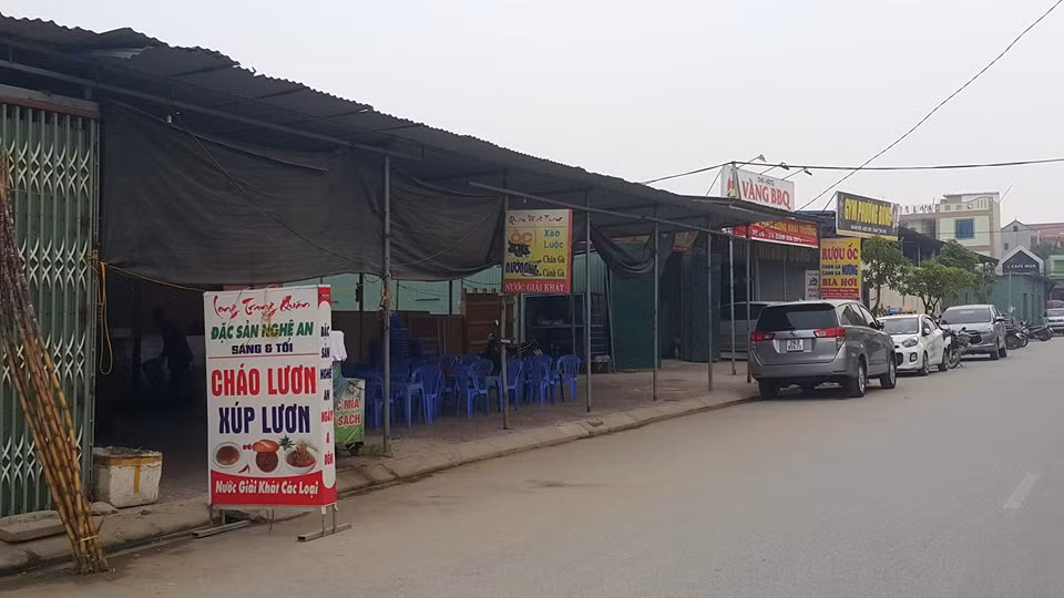 Bac Ninh: Ai dang tiep tay cho hang chuc ho dan lan chiem dat cong?