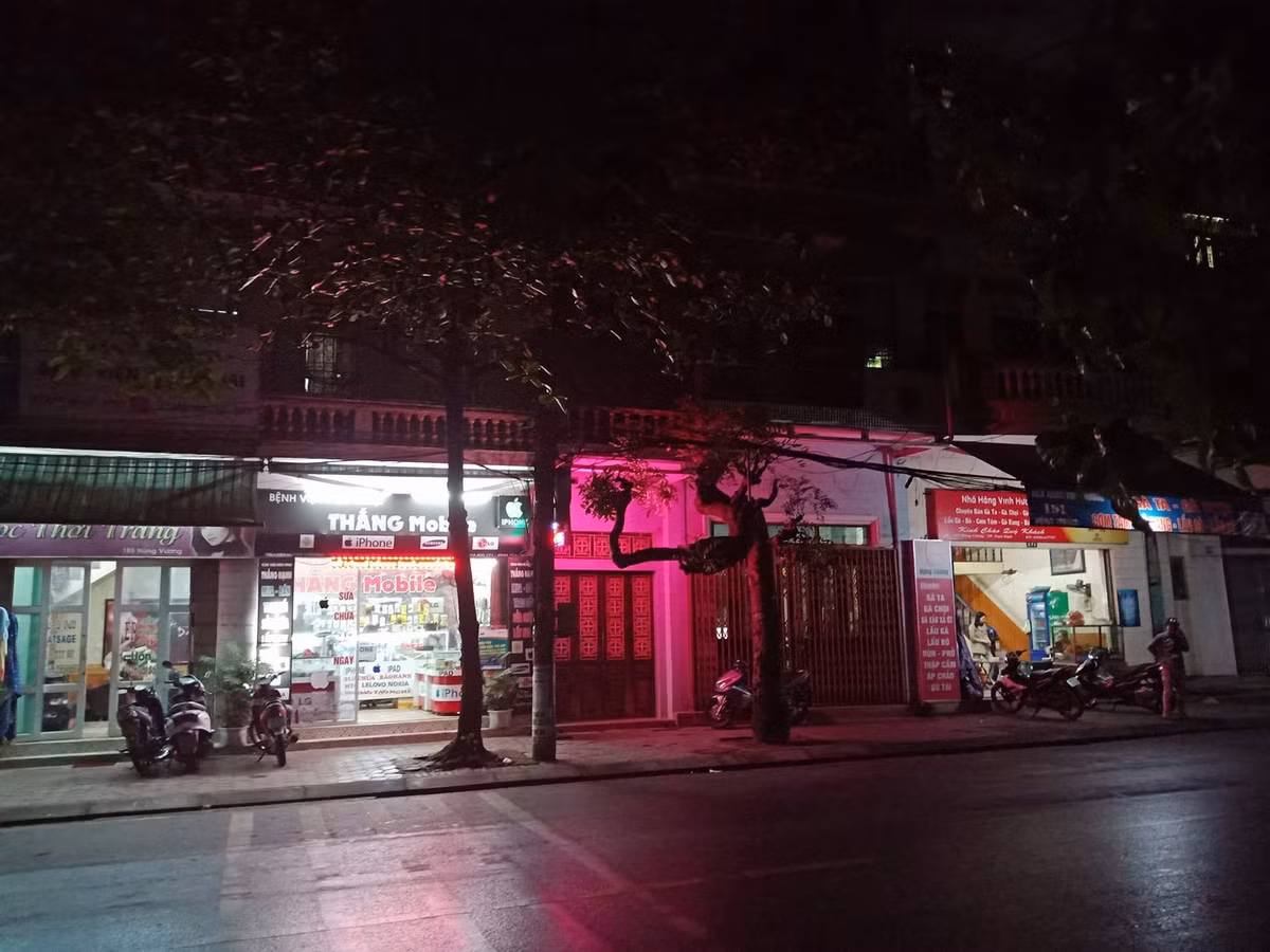 Can canh cong an kham xet nha ong Phan Van Vinh-Hinh-6