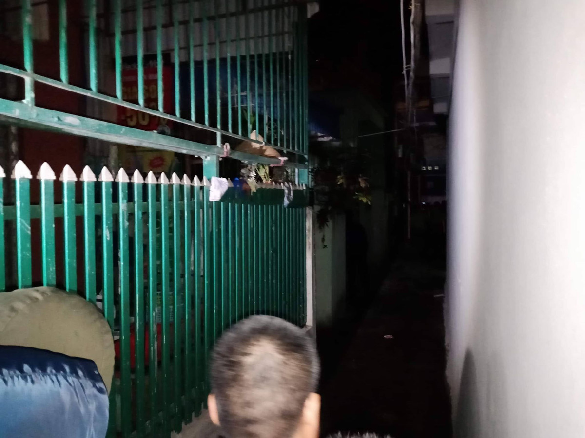 Can canh cong an kham xet nha ong Phan Van Vinh-Hinh-4