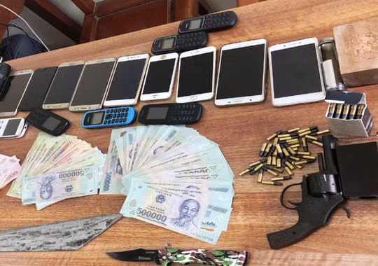 Tang vật vụ án. Ảnh: Công an tỉnh Thanh Hóa.