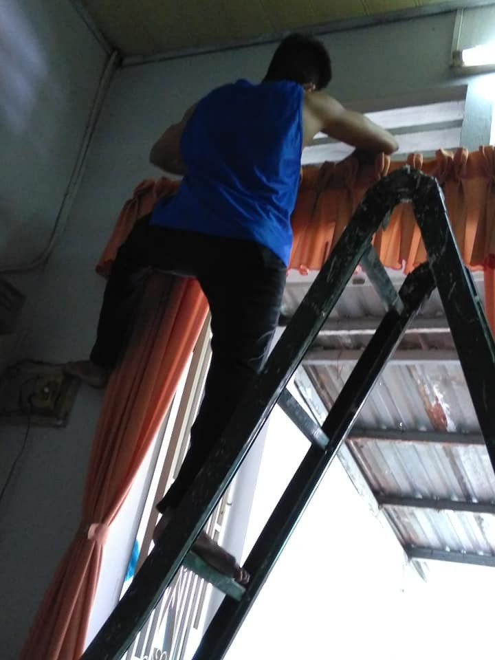 Co nang “khoe” ban trai cu sua nha giup nhan “mua chi trich“