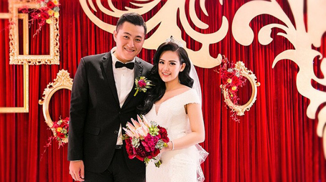 Sau câu chuyện bắt vợ đi taxi vì sợ ướt mưa còn mình đi xe máy theo sau nhận được rất nhiều lời khen, thật bất ngờ khi Fabo Nguyễn đã tạm khóa trang cá nhân của mình lại. Có lẽ chàng trai trẻ đã coi việc làm của mình là bình thường và không muốn gặp phải những rắc rối không đáng có khi câu chuyện được lan truyền rộng rãi. 