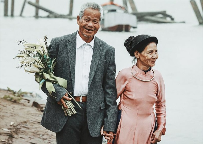 Nguoi moi met di tim mot nua, ke dang tam song kiep da dinh?