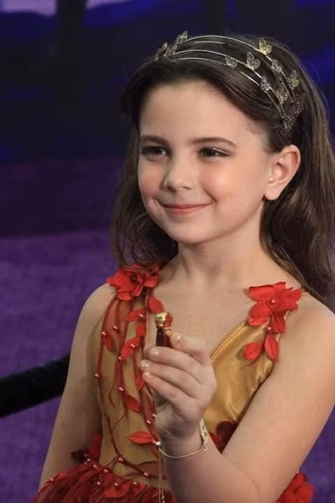 Không chỉ gây ấn tượng với vẻ ngoài đáng yêu, cô bé còn khiến nhiều người thích thú với câu nói trong phim Avenger: Endgame: "Con yêu bố 3.000 lần"