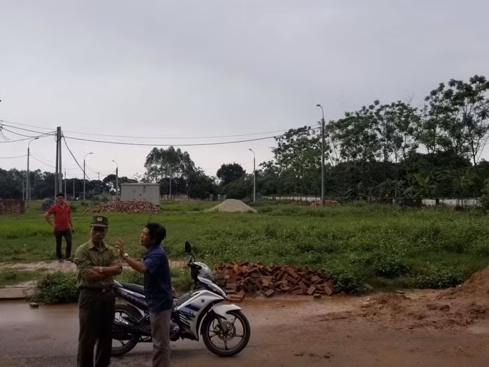 Be trai bi cho can chet: Loi ke dau don tu nguoi cuu-Hinh-5