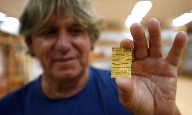 Bi an xuyen thoi dai mieng vang khac loi nguyen 2.000 nam