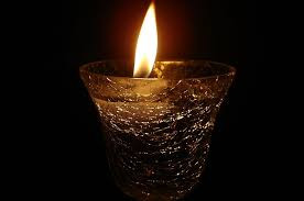 Vào năm 140, một ngọn đèn rực cháy suốt hàng ngàn năm được tìm thấy trong ngôi mộ của Pallas - con trai của một nhà vua La Mã thời cổ đại.