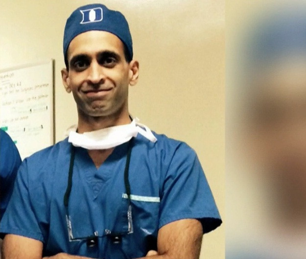 Vợ chồng Fric-Shamji có với nhau 3 người con. Sau khi bà Fric-Shamji bị sát hại, những đứa trẻ chuyển đến sống với ông bà.