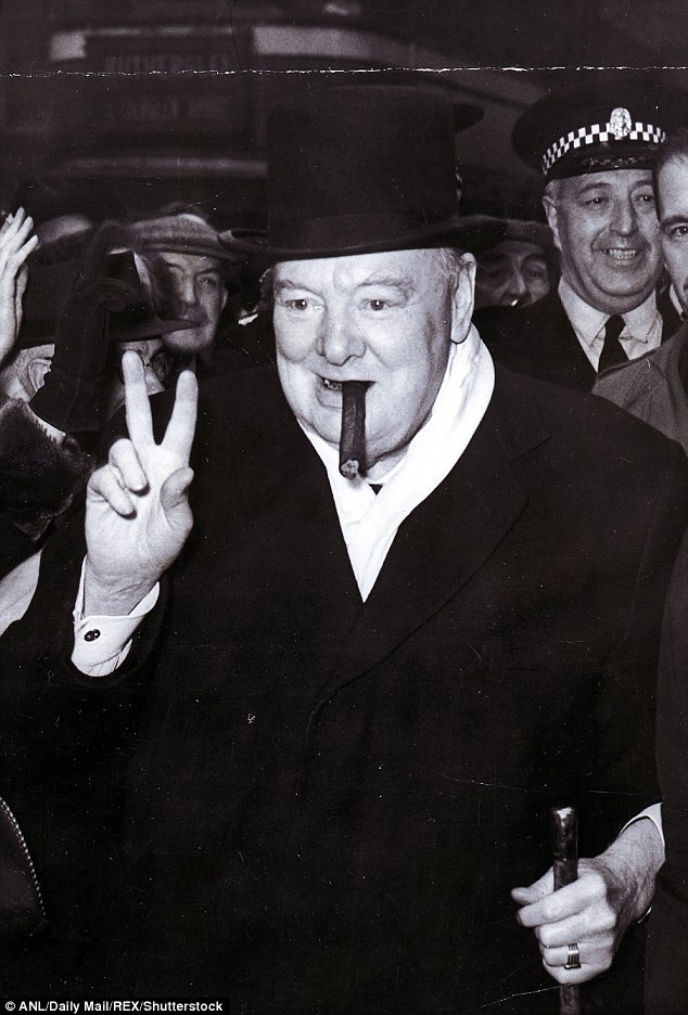 Những tài liệu mới công bố hé lộ để đảm bảo an toàn tính mạng cho Thủ tướng Churchill, nhân viên MI-5 đã đem chúng đi xét nghiệm.