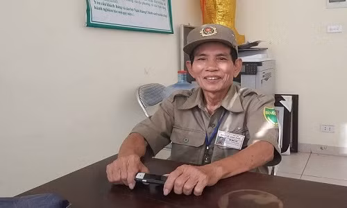 Hanh dong cua nguoi dan ong khien nu quai cho Kim Lien tai mat