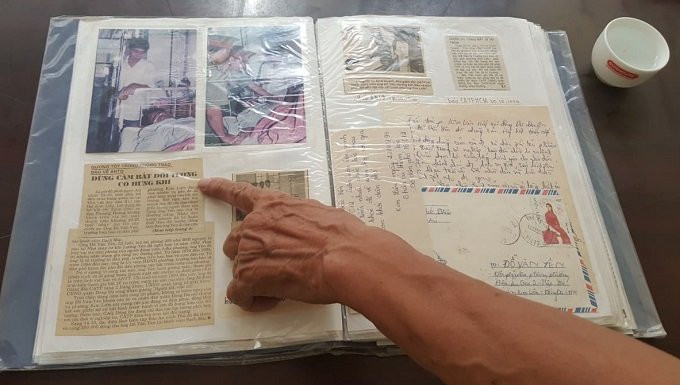 Hanh dong cua nguoi dan ong khien nu quai cho Kim Lien tai mat-Hinh-3