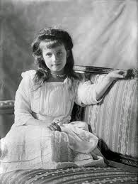 Nhiều năm sau, các chuyên gia tiến hành kiểm tra, đối chiếu ADN của Anderson với thành viên trong gia đình Ramanov thì vụ việc mới được làm sáng tỏ. Theo đó, Anderson là kẻ mạo danh Công chúa Anastasia.