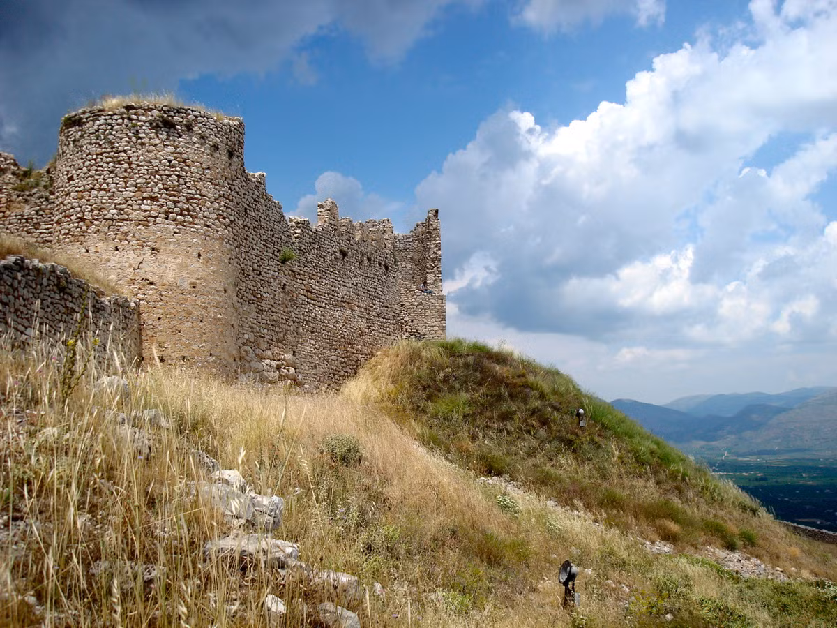 Thành phố Argos là thành phố lâu đời nhất ở Hy Lạp. Đây cũng là một trong những nơi có người sinh sống sớm nhất nhất trên Trái đất.