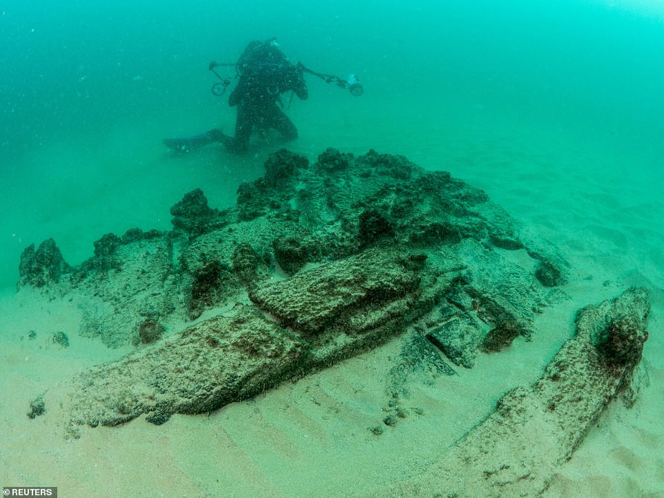 Trước phát hiện này, các nhà khảo cổ Bồ Đào Nha nhận định con tàu đắm 400 tuổi trên là phát hiện dưới nước quan trọng nhất tại quốc gia này trong 2 thập kỷ qua.