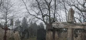 Cả hai sự việc rùng rợn trên đều xảy ra gần một con đường được gọi là "con đường của quỷ dữ". Con đường này xuất hiện trên một tấm bản đồ cũ của thị trấn Stull.