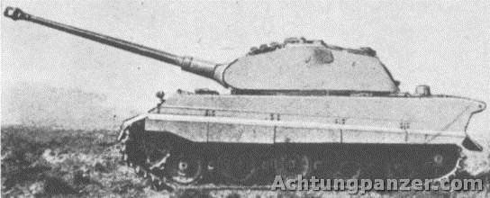 Giáp thân của Tiger II có độ dày 150 mm, việc đặt nghiêng khiến cho độ dày hiệu quả lên đến 200 mm.