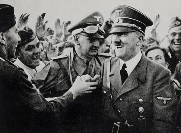 Tuy nhiên, thực tế chỉ ra những nhà chiêm tinh không giúp phát xít Đức tránh khỏi kết cục thất bại cay đắng. Mời độc giả xem video: Tiếp tục truy tìm tội phạm chiến tranh thời phát xít Đức (nguồn: VTC14)