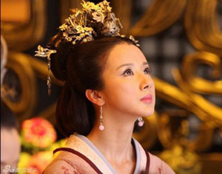 Về sau, Lã Hậu cho Thích Phu nhân sống trong nhà tiêu và gọi đó là Nhân Trư (người lợn). Cho đến lúc chết, Thích Phu Nhân bị Lã Hậu hành hạ và phải sống những ngày cuối đời trong chốn "địa ngục trần gian".