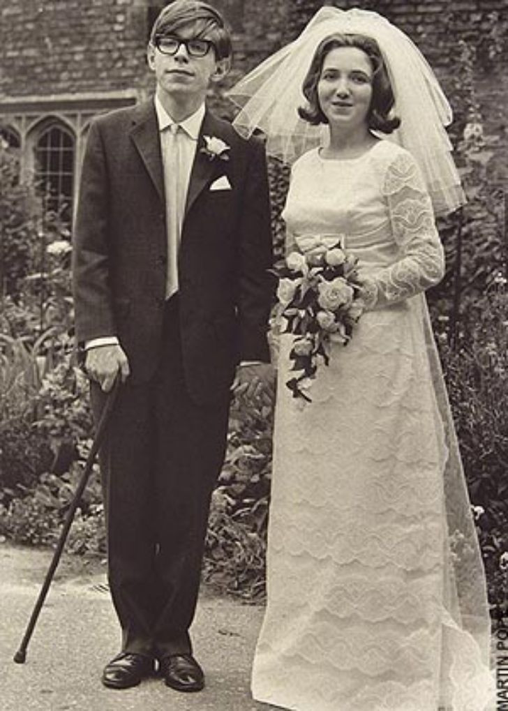 Năm 1965, ông hoàng vật lý Stephen Hawking tổ chức hôn lễ với Jane Wilde.