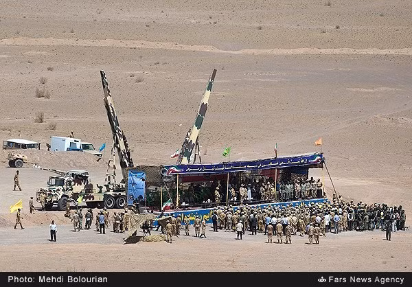 Trong cuộc tập trận, Iran được cho là đã tiến hành bắn thử nghiệm phiên bản N-6 của tên lửa đạn đạo tầm ngắn Nazeat-10 và đạn phản lực hạng nặng Fajr-5.