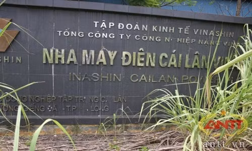 Dấu tích một thời của Vinashin, nay là Tổng công ty Công nghiệp Tàu thủy Việt Nam SBIC. Ảnh: Nghi Điền